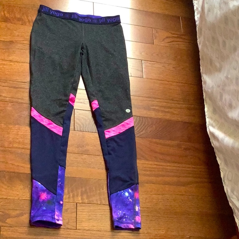 Jill Yoga leggings